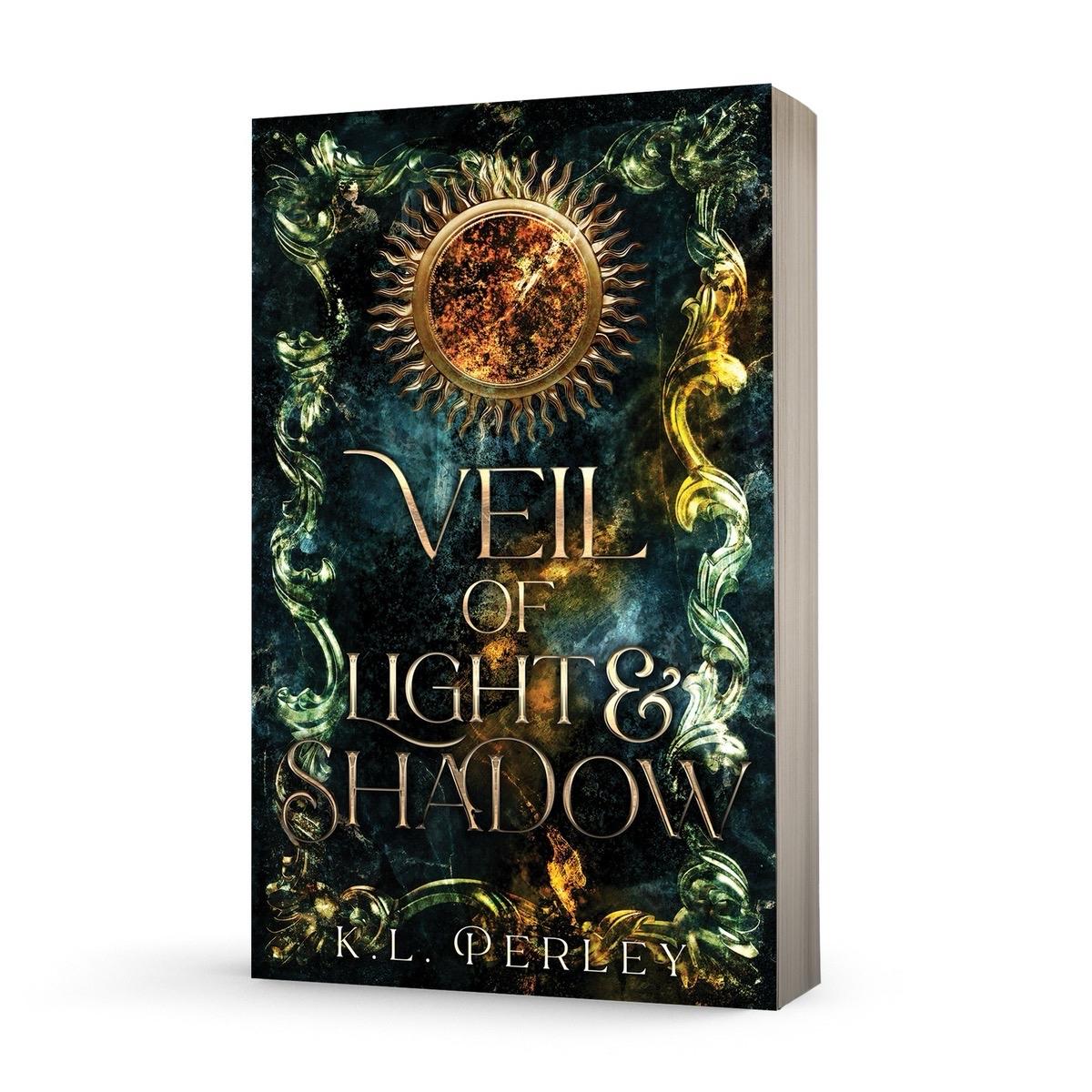 LIMITED EDITION! Sprayed edges, Veil of Light and Shadow, Silverveil Fantasy Romance Series Book 1, Signed Paperback and extra goodies!